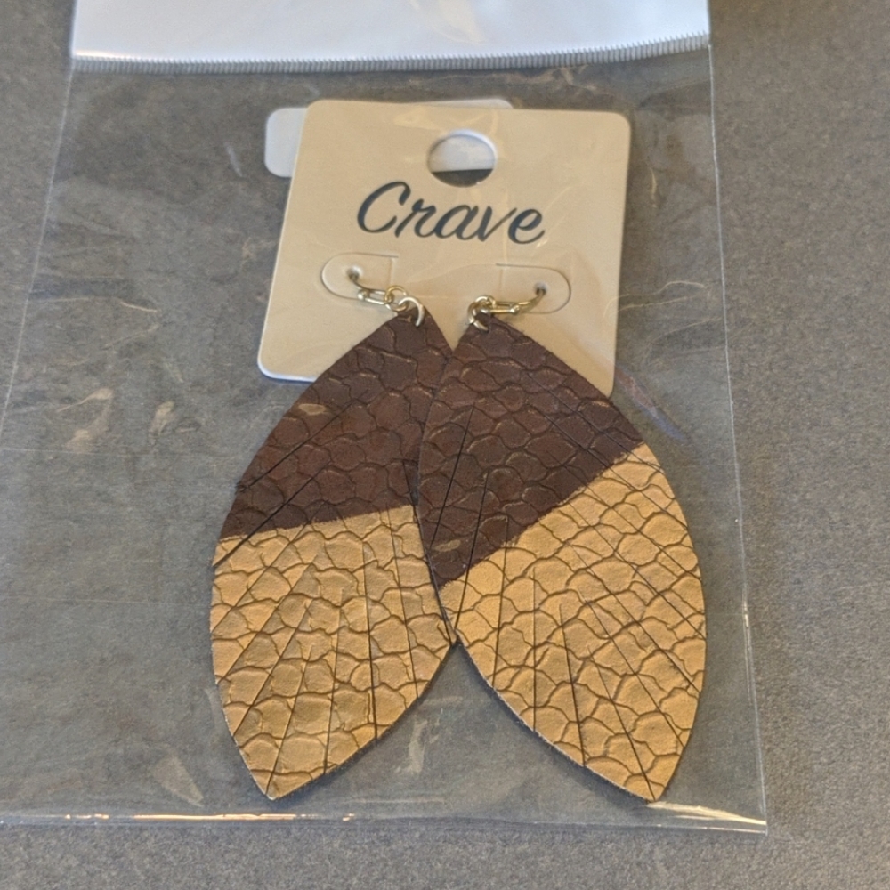 Brown drop leaf feather earrings